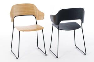 Unsere Kufenstühle Medina lassen sich nahezu überall stellen